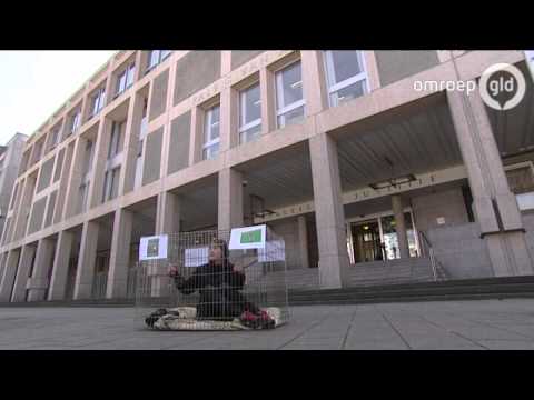 Nieuws 13.00 uur 26 april 2013