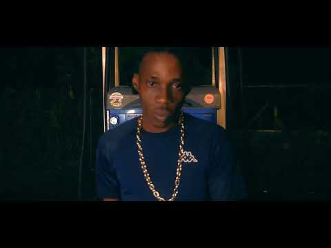 LA VERTEX - TRAQUENARD (street clip officiel)