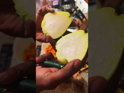 TopChef Dundyplace Show Ep 3 ( Chicken Back Soup ) Jamaican cuisine