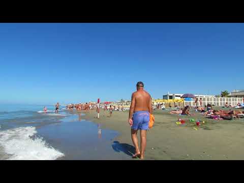 Бесплатный пляж утром