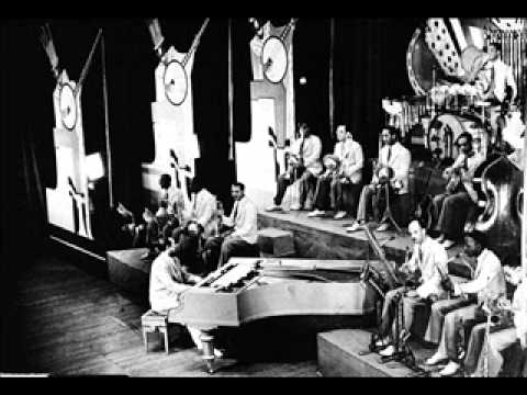 Duke Ellington Orchestra feat. Ivie Anderson -I'm Satisfied 1933