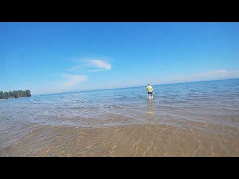 Choppy video of beach