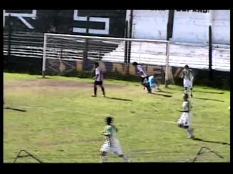 SABADOGOL 2010. Juveniles C. 4ta. División. EXCURSIONISTAS - BARRACAS CTRAL. 26-9-2010.