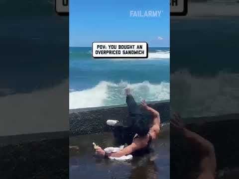Tatilde Feci Yakalandı: Kaygan Zeminde Gelen Komik Kaza