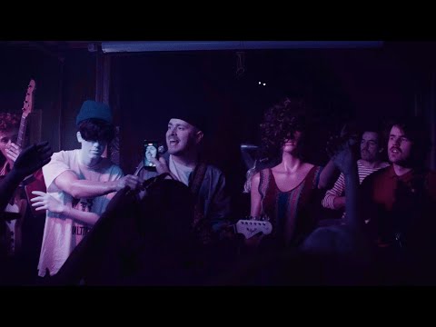 Waltzburg - Inbetween (Official Video)