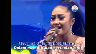 Download lagu Adella - Cincin Kepalsuan ( KARAOKE ) mp3