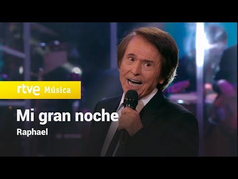El Cantante Raphael Interpreta Su Éxito “Mi Gran Noche”