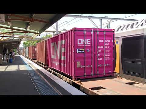 8152, 8132 and 8182 passing Thirroul with a container train