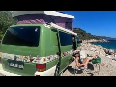 Hande Erçel araba pikniyi yaparak keyifli görütüleri...@YaliCapkini113