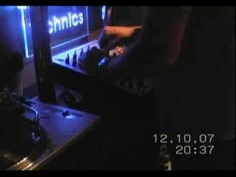 THOMAS DATT:2V2 - ROBERT NICKSON ..MIXED BY.. DJ DAN FETISH