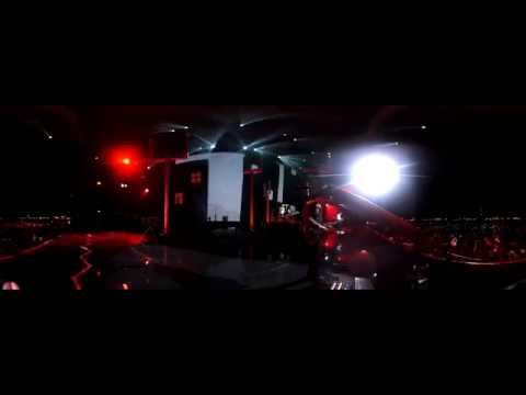 Muse - Dark Shines Live Reading 2011 (360° Matt Cam)