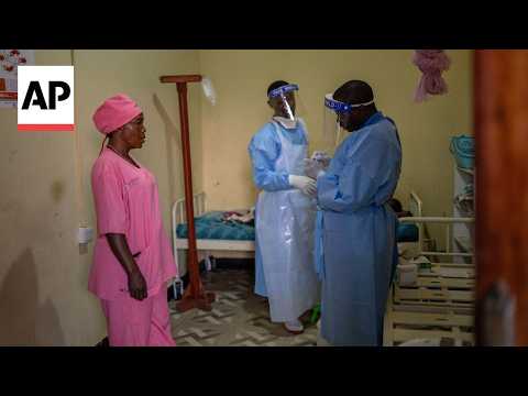 In Bunia’s Ebola fight, women are on the front lines often without protective gear