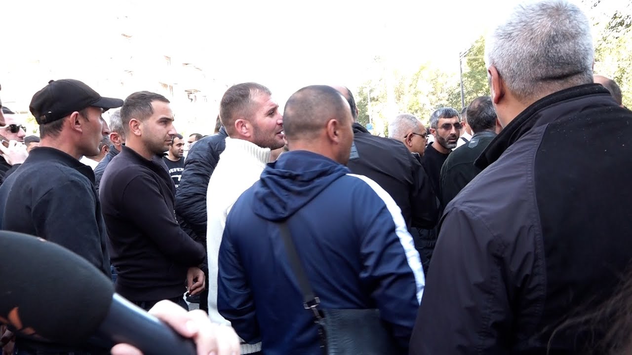 Բեռնափոխադրողների ակցիան ՌԴ դեսպանատան առաջ