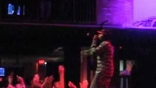 Wale &quot;Triumph&quot; &amp; &quot;Mama Told Me&quot; (Live)