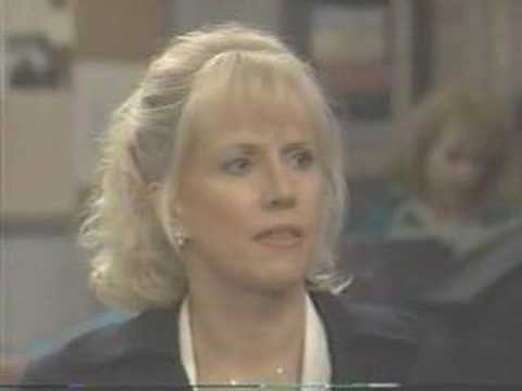 General Hospital – April 1997: Emily nimmt eine Überdosis und bricht zusammen
