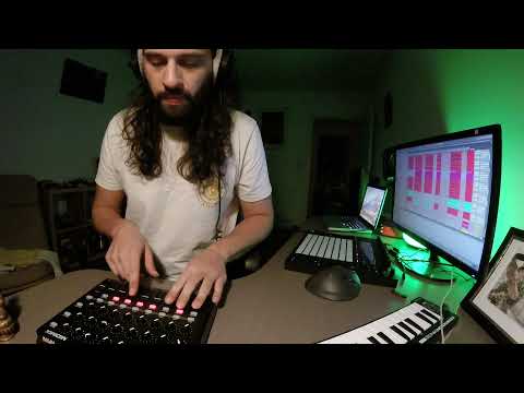 Dub Mix Live on Akai Midi Mix // Haghbin - Mo Fyah