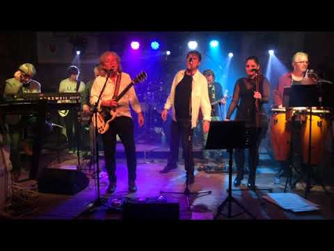 KARÁCSONY JÁNOS + LOCOMOTIV REVIVAL BAND - ENGEDJ EL