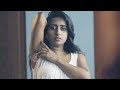 உணர்ச்சிகளை தடுக்க இவள் என்ன செய்வாள