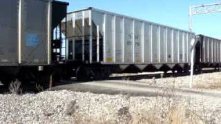 preview picture of video 'BNSF 5670, 8961 & dpu 6266'