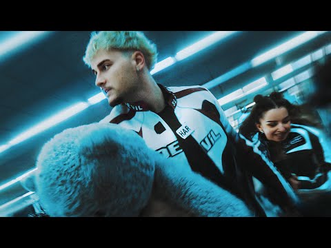 KRUZZO - TRAP QUEEN👑 (Official Video)