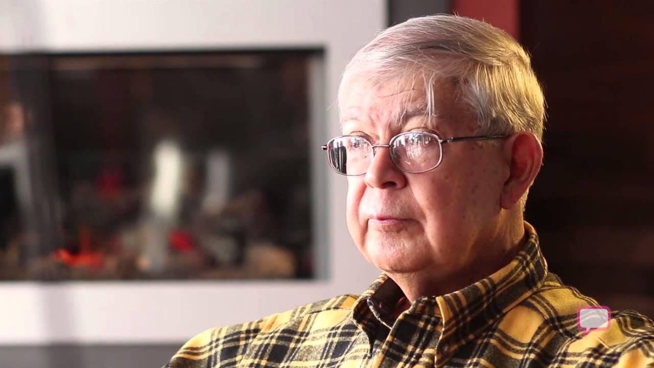 Polyamorous Relationship Lasts 46 Years. "We Shared So Many Memories Together."