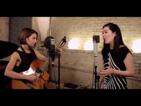 Stephanie Chou & Octavia Romano- Kangding Love Song 康定情歌