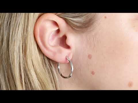 9ct White Gold Faceted Diamond Cut Hoop Earrings - 22mm