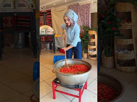 500 plates of spaghetti bolognese for my people ❤️🍝 #abirzkitchen #spaghetti