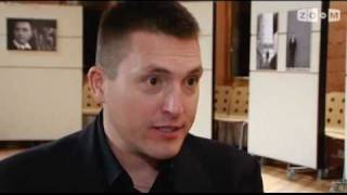 Ákos mindenki felelembol kussol