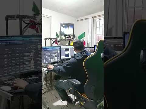 Gobernador de Arica acusa “descontrol absoluto” y comparte imágenes de migrantes devueltos por Perú