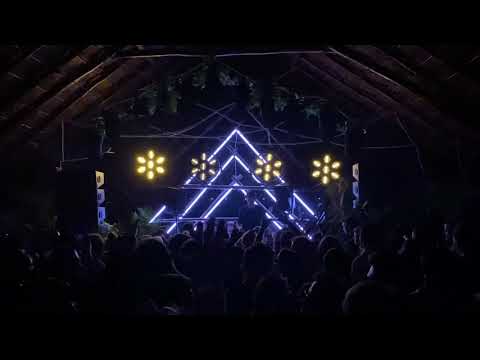Øostil x Deskonected - Tulum 2021