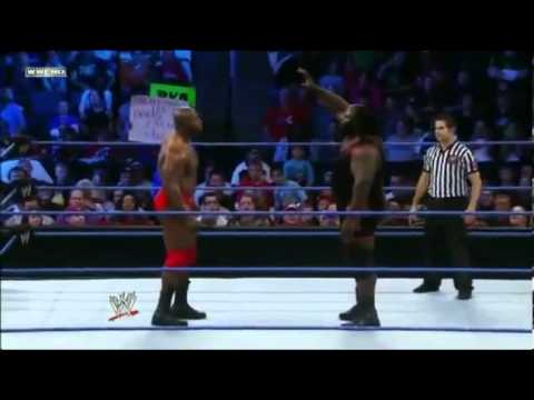 Mark Henry vs Ezekiel Jackson