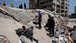 Continúa la búsqueda de supervivientes del terremoto en Venezuela