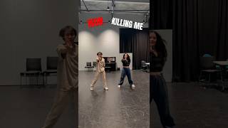 Download lagu #KillingMe #IKON 🦇✂️ what a throwback! #kpop #Danceclass #melbourne #dancecover #onetake #kdance mp3 Download lagu #KillingMe #IKON 🦇✂️ what a throwback! #kpop #Danceclass #melbourne #dancecover #onetake #kdance mp3