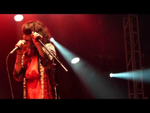 Ren Harvieu - Open Up Your Arms live V Festival Weston Park 19-08-12