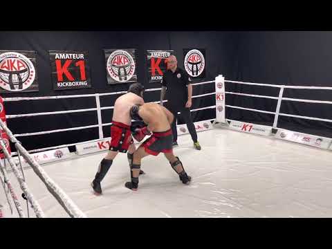WKA Amateur English Middleweight Title ( K1-Rules ) : Jake Saunders vs Samir Naeem - Round 3.