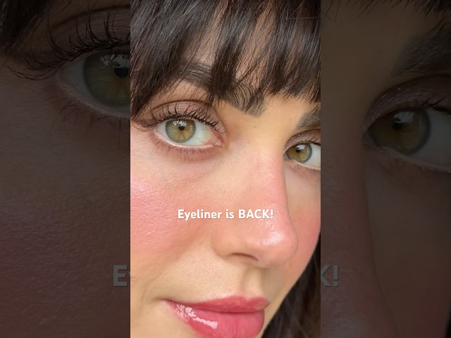 Vídeo relacionado con Urban Decay Lápiz de Ojos 24/7 Eye Pencil DEMOLITION