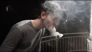 SMOKING PAPER LIKE A G (Do Not Attempt)