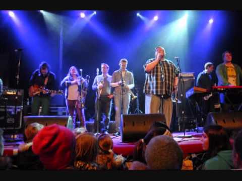 Valdimar  -  Yfirgefinn,  AldreiFórÉgSuður 2011..