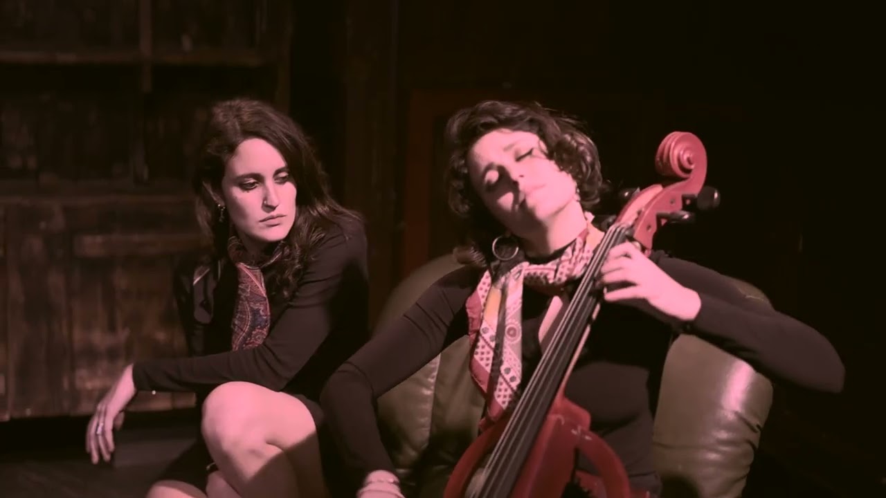 Le clip Entre terre et désert de Fleur de Tempête