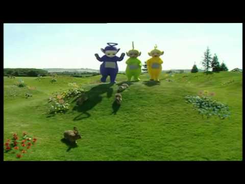 Teletubbies      Alle rennen und Po taucht auf
