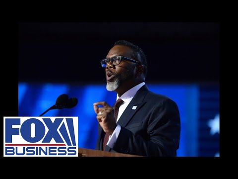 'PONZI SCHEME': Chicago Resident Slams City's Illegal Immigration Crisis