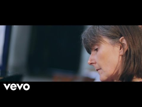 download lagu mp3 mp4 Anna Markland, download lagu Anna Markland gratis, unduh video klip Anna Markland