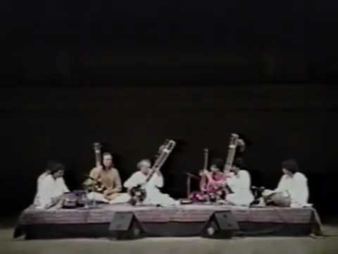 Pandit Ravi Shankar, Ustad Zakir Hussain and Pandit Swapan Chaudhuri- Raag Mishra Pilu