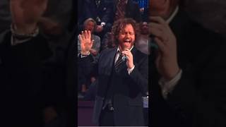 David Phelps brings the house Down at the Gaither Homecoming. #davidphelps #gaither #southerngospel