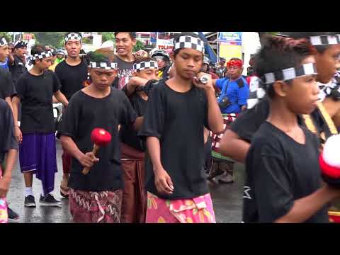 Parade Ogoh Ogoh Desa Lokapaksa 2018