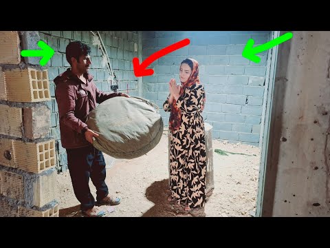 Suddenly, Nazanin Khanum entered angrily and asked Agha Salar for help. Agha Salar replied, "Come li