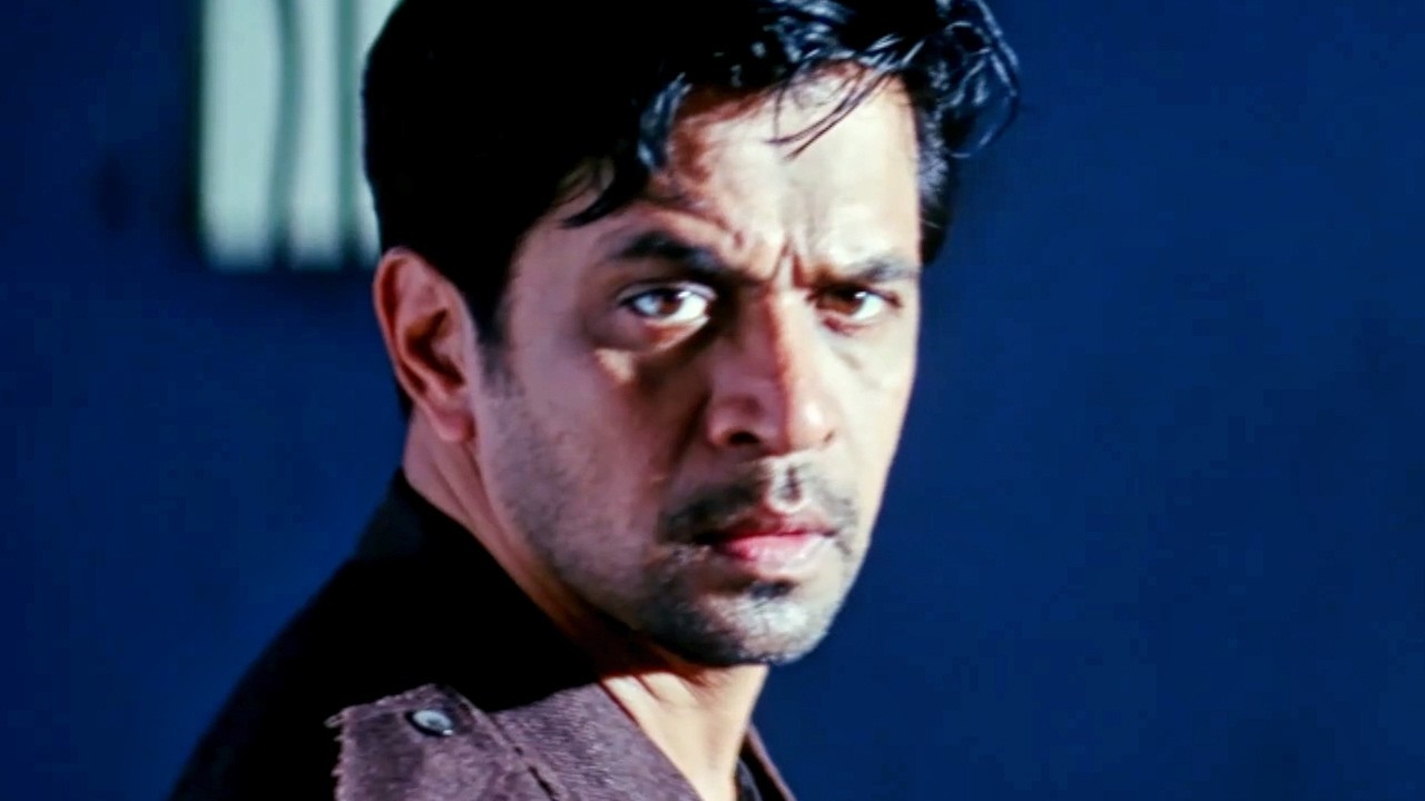 अर्जुन सरजा का जबरदस्त फाइट सीन | नफ़रत की जंग फिल्म क?