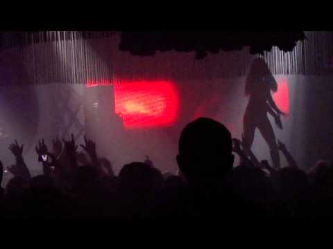 Markus Schulz @ Fluxx 2011, Markus Schulz - Away (Cosmic Gate Mix)