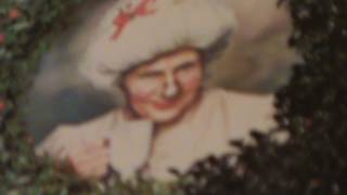 ELMO & PATSY  / Grandma Got  Runover By A Reindeer